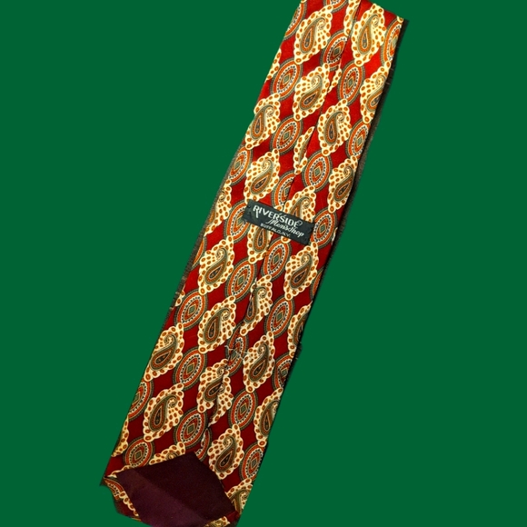 (5 for $50 bundle) Vintage Riverside Shop Silk Tie - Picture 2 of 2